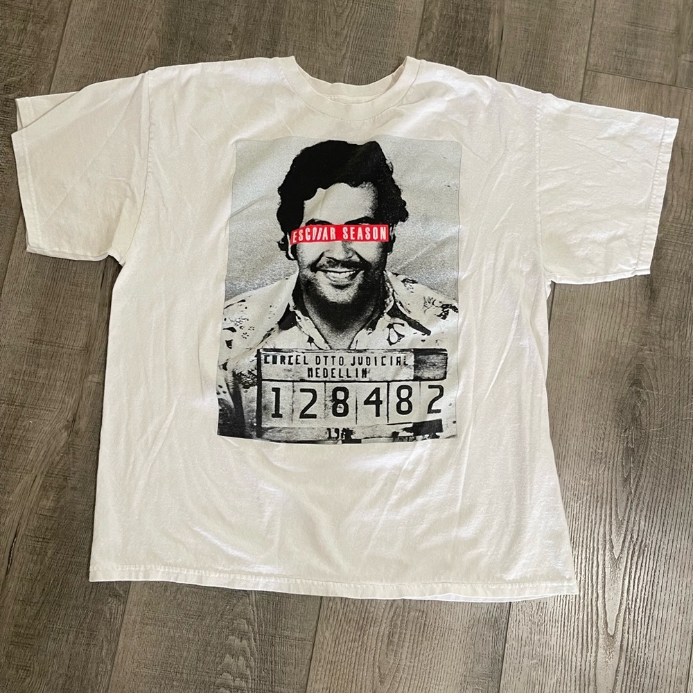 🚨SOLD🚨🕶️The Holy Couture Pablo Escobar Graphic Tee🕶️